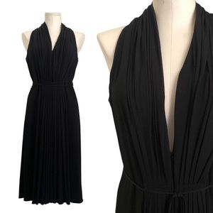 Calvin Klein Black Sleeveless Dress Pleats and Gathering at Bodice Tie Waist B16